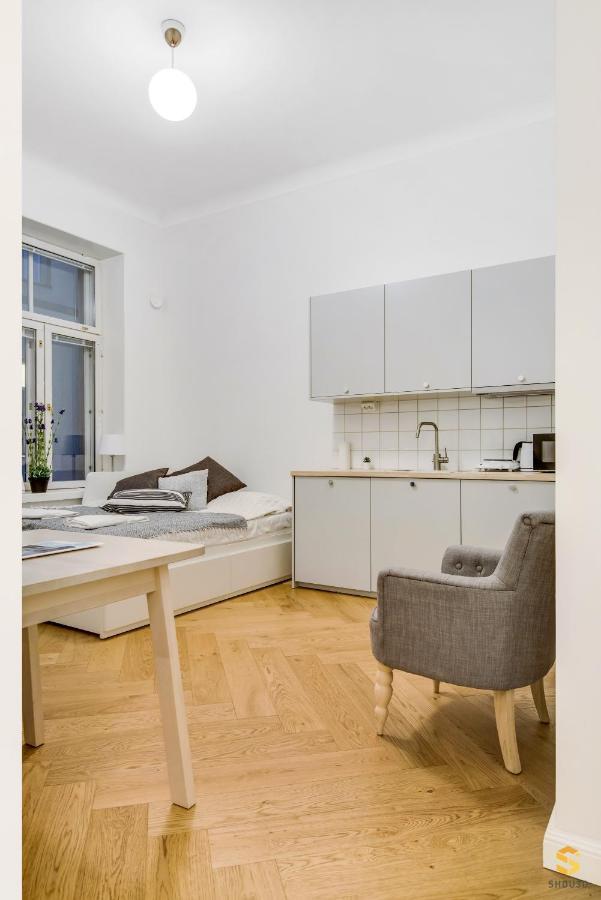 Pieni Roobertinkatu Big 13 Apartment Helsinki Ngoại thất bức ảnh
